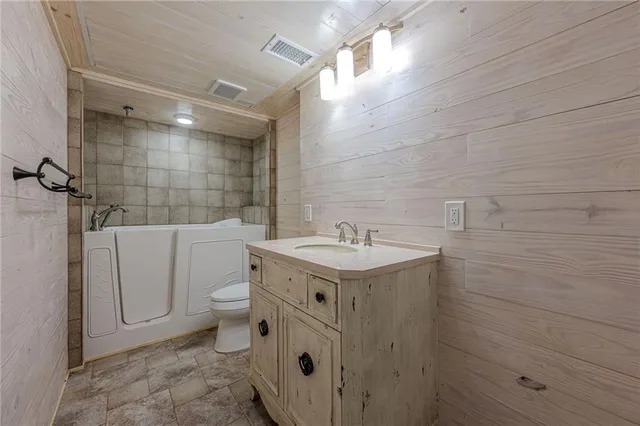 $1,155,000 | 2697 South Cherokee Lane, Woodstock, GA 30188