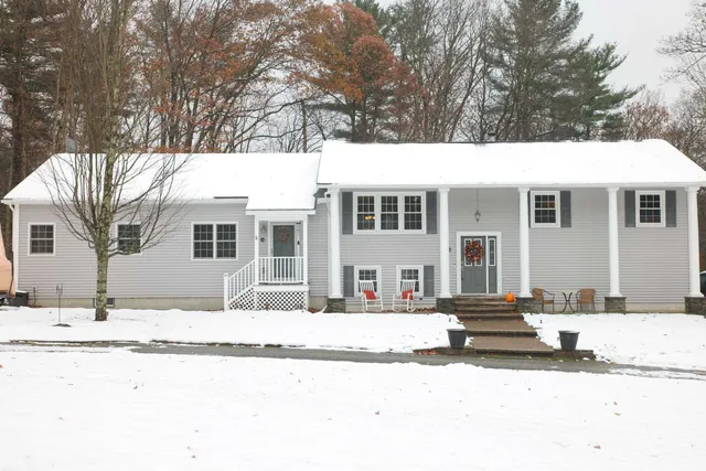 $699,000 | 25 Greenbriar Drive, Essex, VT 05452