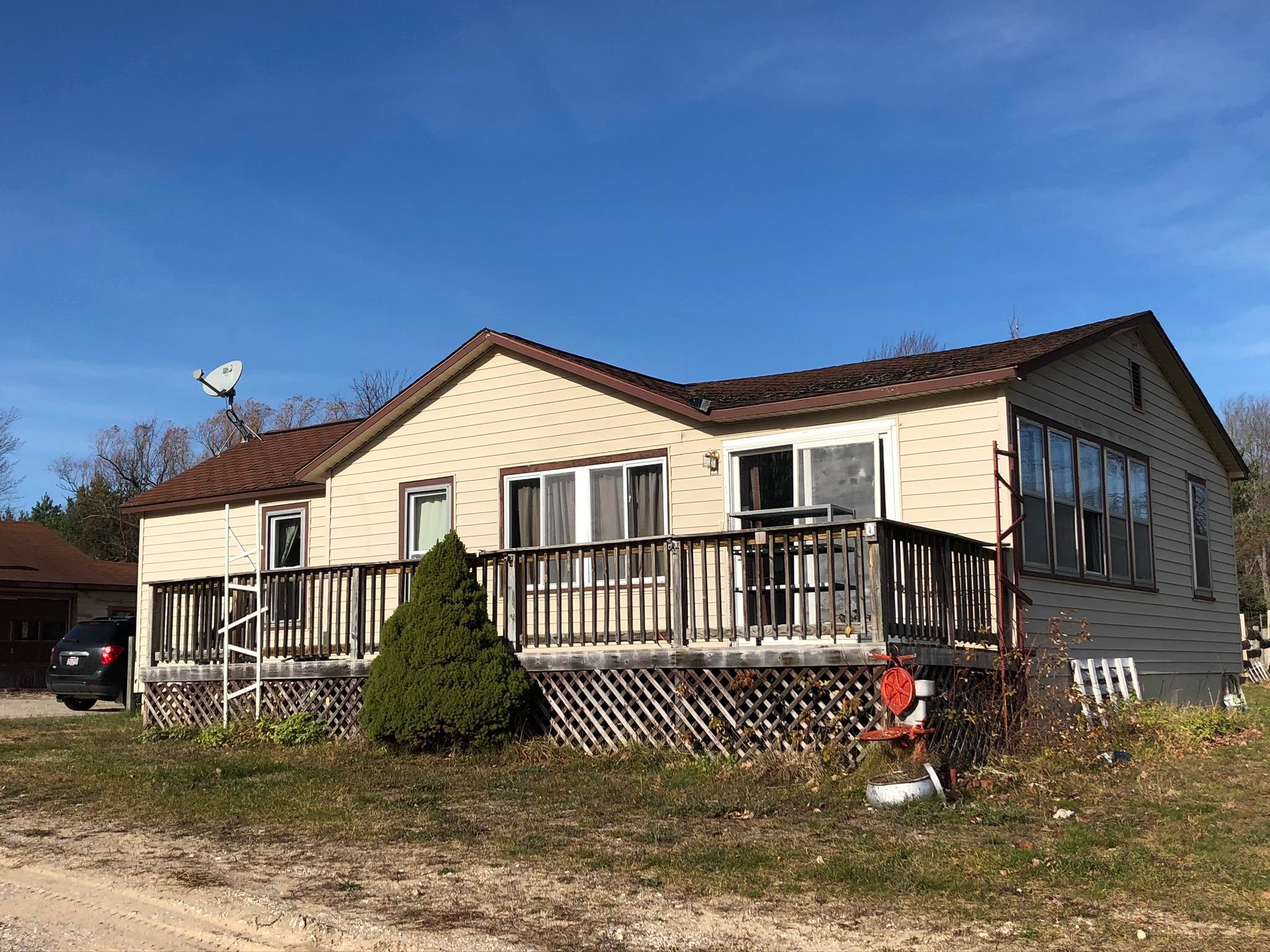 6672 Milton Road Alanson, MI 49706 - Photo 3 of 14 Gallery Image 3