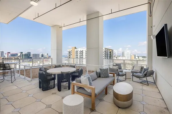 $2,506 | 601 North 12th Street, Unit S1, Tampa, FL 33602