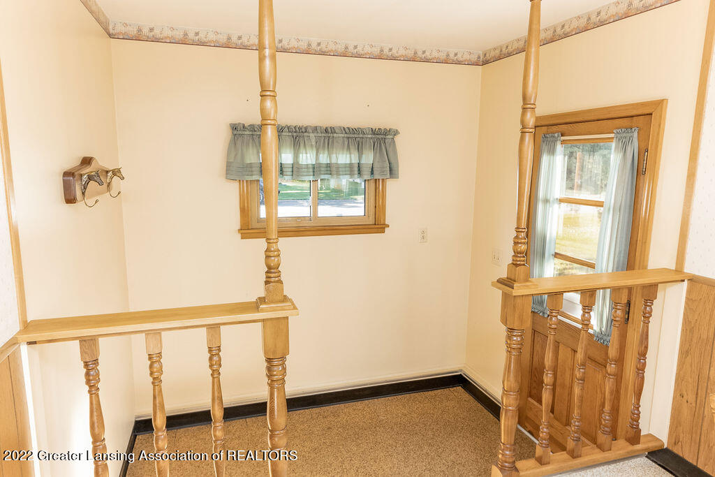 1040 Bretton Road Lansing, MI 48917 - Photo 15 of 36 Final-21