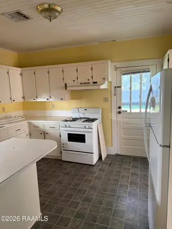$1,200 | 1322 West University Avenue, Lafayette, LA 70506