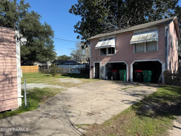 $1,200 | 1322 West University Avenue, Lafayette, LA 70506