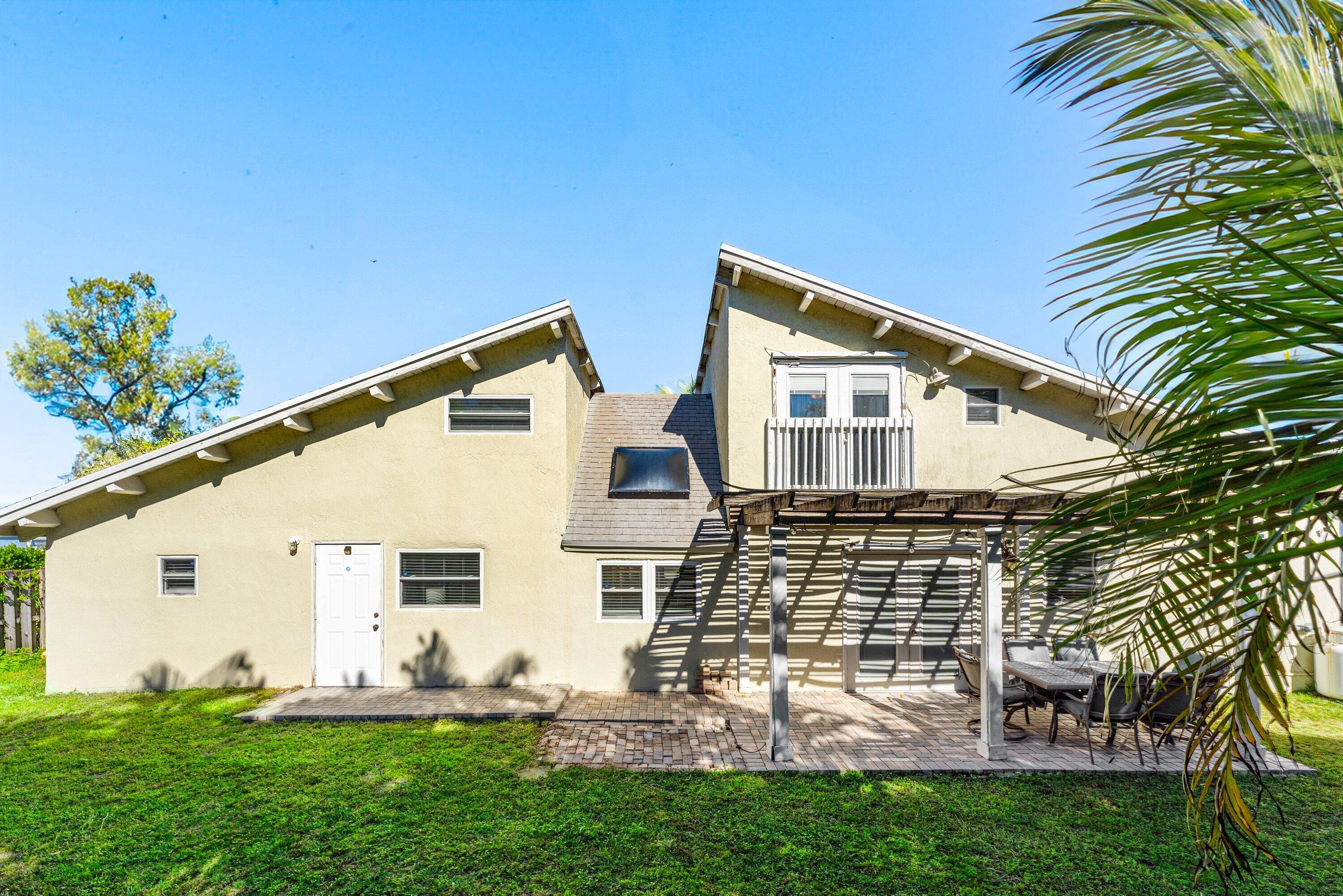 11480 Chipmunk Drive Boca Raton, FL 33428 - Photo 32 of 36 041-11480ChipmunkDrive-BocaRaton-FL-3342