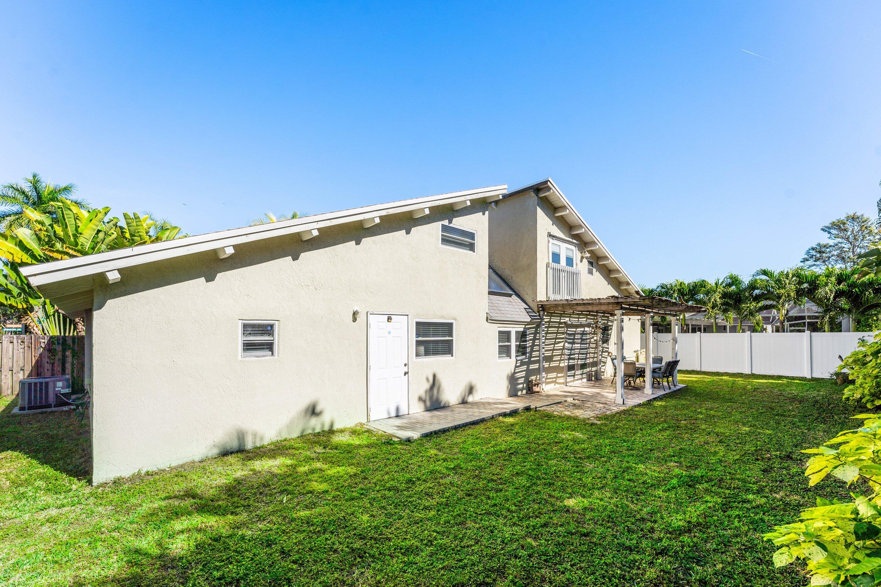 11480 Chipmunk Drive Boca Raton, FL 33428 - Photo 34 of 36 042-11480ChipmunkDrive-BocaRaton-FL-3342