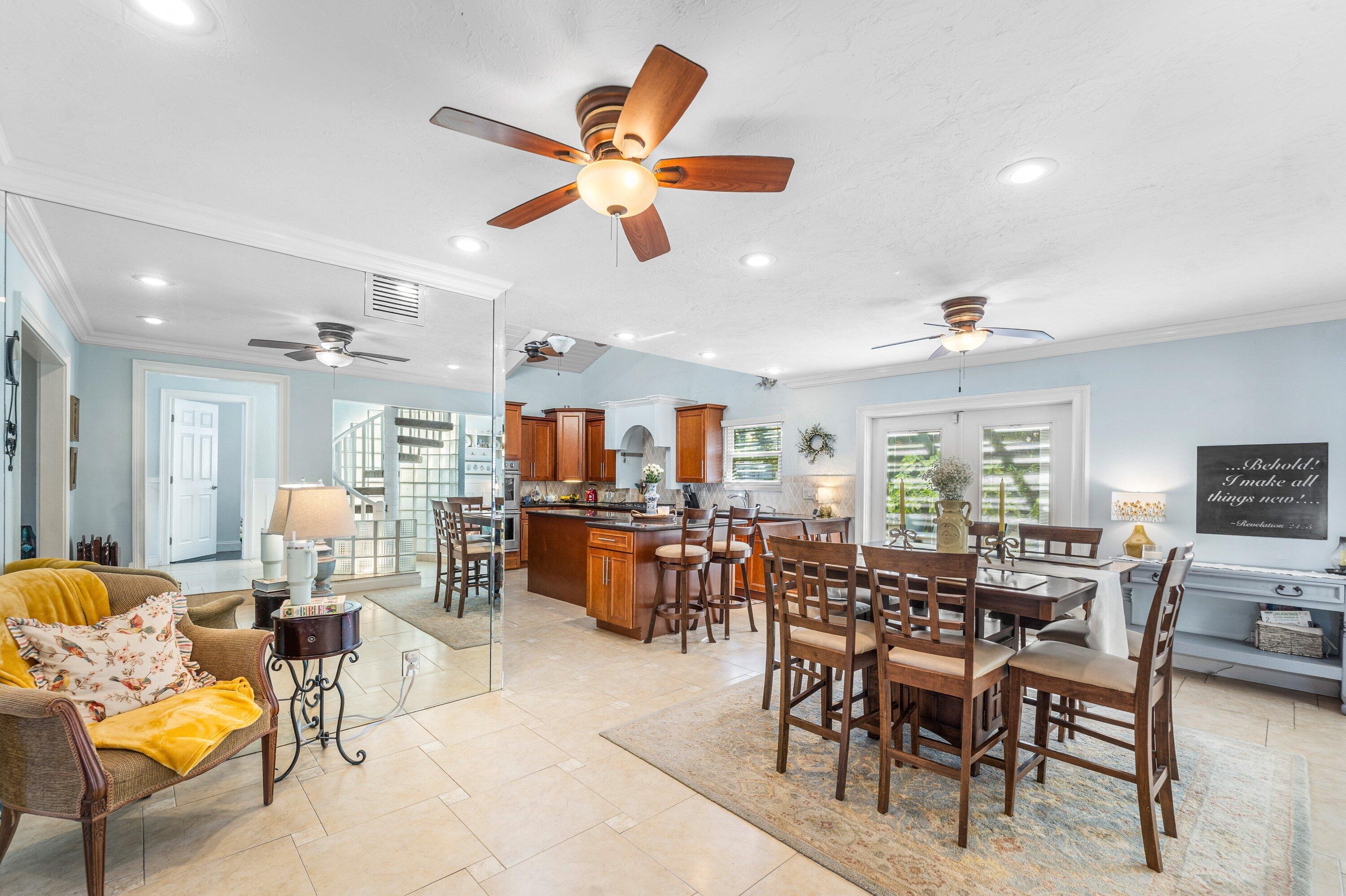 11480 Chipmunk Drive Boca Raton, FL 33428 - Photo 6 of 36 010-11480ChipmunkDrive-BocaRaton-FL-3342