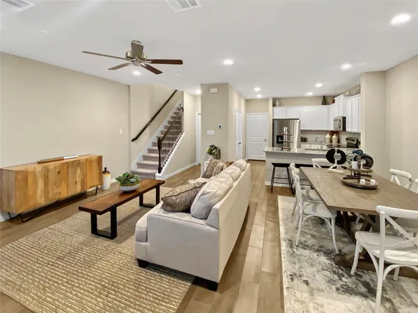 $2,250 | 11922 Amber Oak Way, Tomball, TX 77375