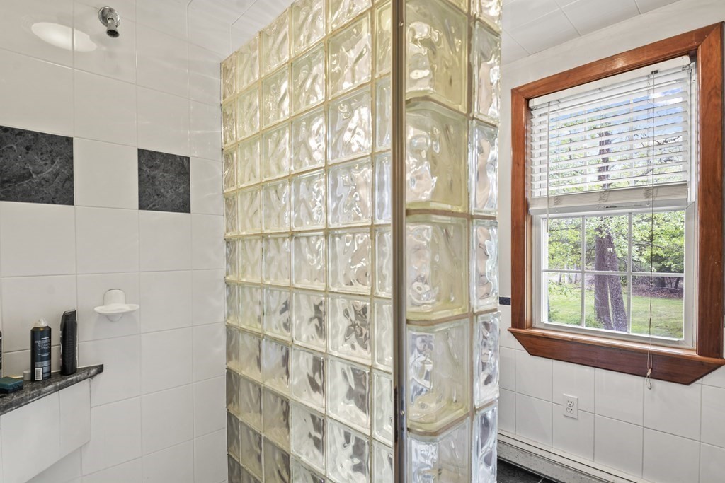 114 Groton Road Chelmsford, MA 01863 - Photo 18 of 32