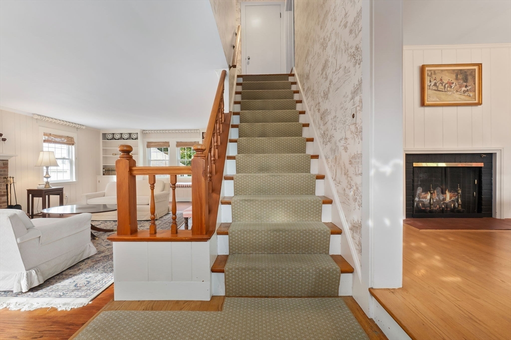 11 Naples Road Hamilton, MA 01982 - Photo 8 of 24 Gallery Image 8
