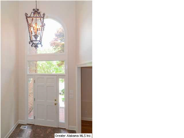 2052 Magnolia Ridge Birmingham, AL 35243 - Photo 3 of 32