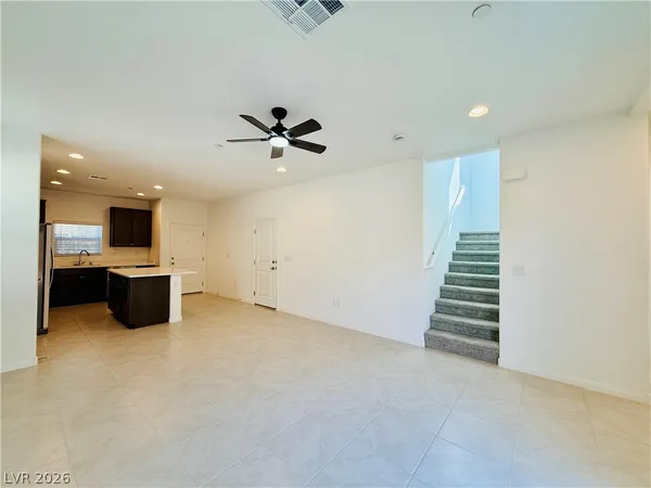 $2,000 | 398 Moonlight Opera Court, Henderson, NV 89011