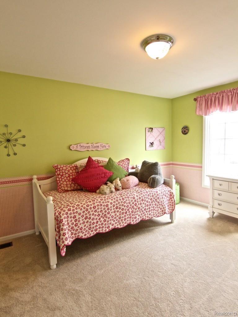 430 Wedington Court Rochester, MI 48307 - Photo 46 of 76 IMG_1162.jpg