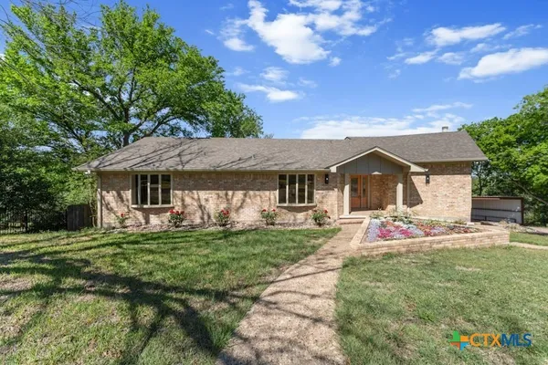 $579,000 | 608 Ridgecrest Drive, Salado, TX 76571