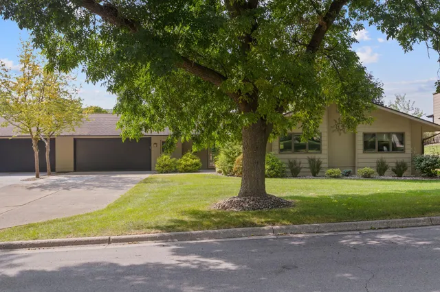 $339,900 | 1606 Reichert Avenue, Red Wing, MN 55066