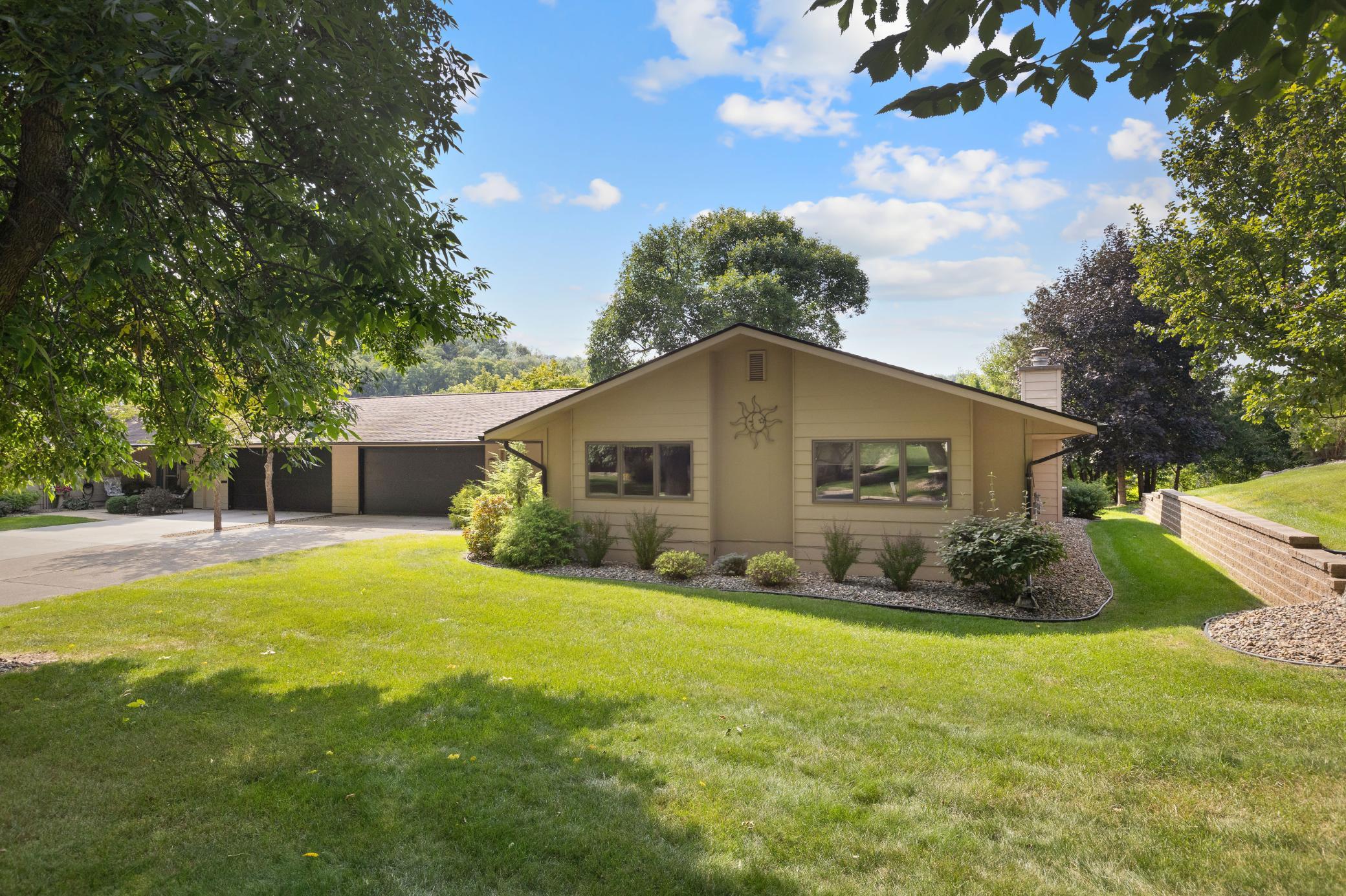 1606 Reichert Avenue Red Wing, MN 55066 - Photo 3 of 33