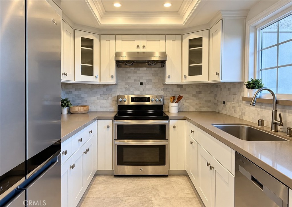 27935 Ridgebluff Court Rancho Palos Verdes, CA 90275 - Photo 1 of 32 Gallery Image 1