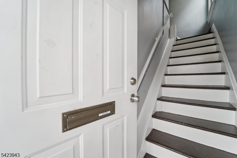 50 Riggs Place, Unit 2 West Orange, NJ 07052 - Photo 5 of 29