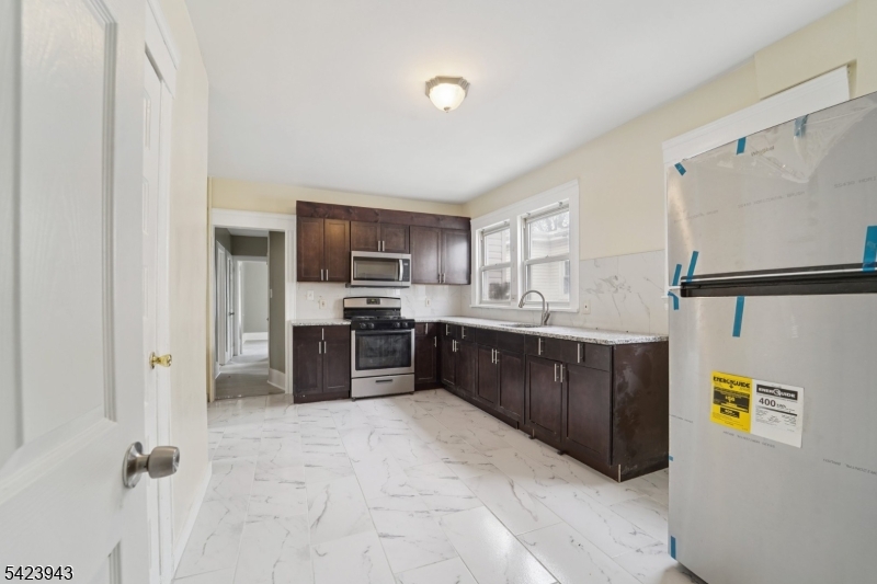 50 Riggs Place, Unit 2 West Orange, NJ 07052 - Photo 9 of 29