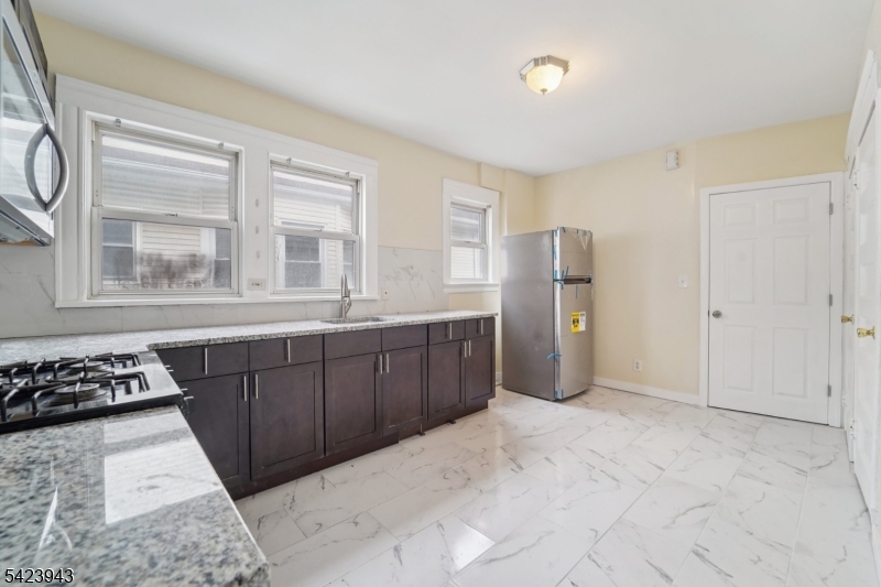 50 Riggs Place, Unit 2 West Orange, NJ 07052 - Photo 10 of 29