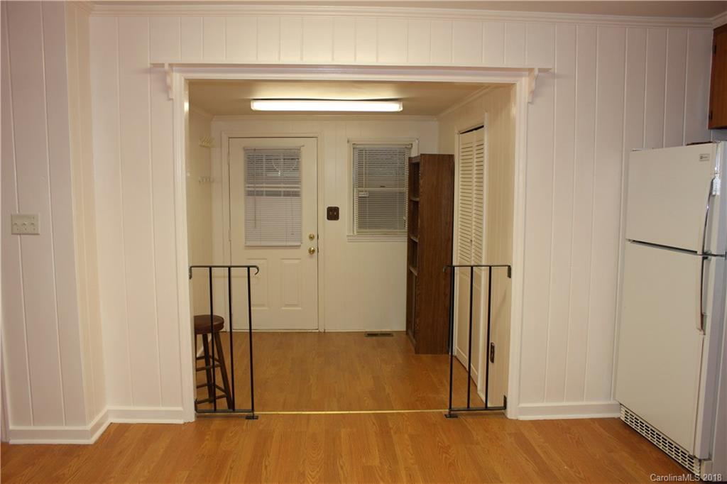 6325 Simpson Road Charlotte, NC 28216 - Photo 14 of 19 Gallery Image 14