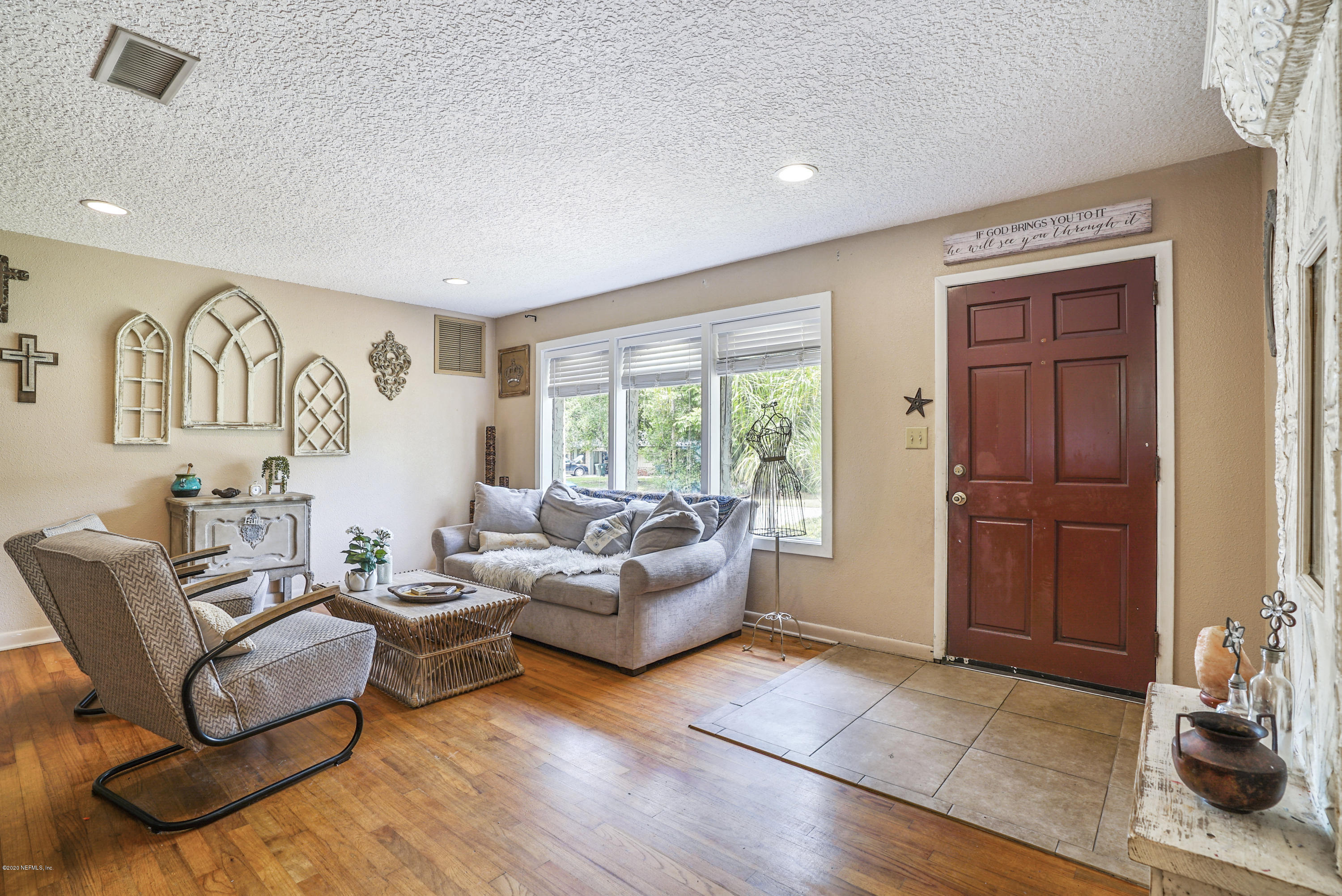 616 Monte Carlo Road Jacksonville, FL 32216 - Photo 3 of 46 DSC08461