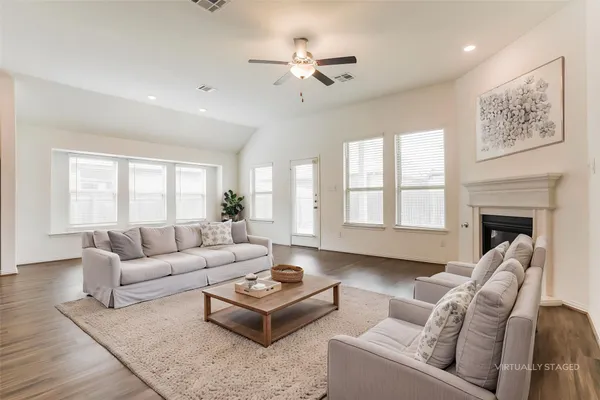 $2,250 | 2017 Camay Street, Leander, TX 78641