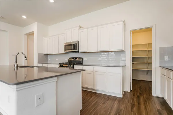 $2,250 | 2017 Camay Street, Leander, TX 78641