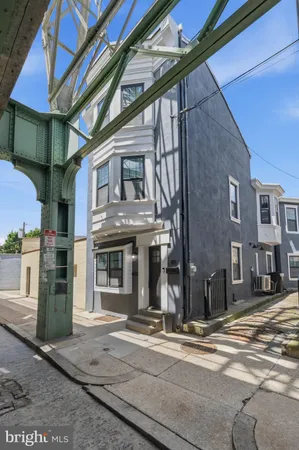 $3,495 | 4331 Cresson Street, Philadelphia, PA 19127