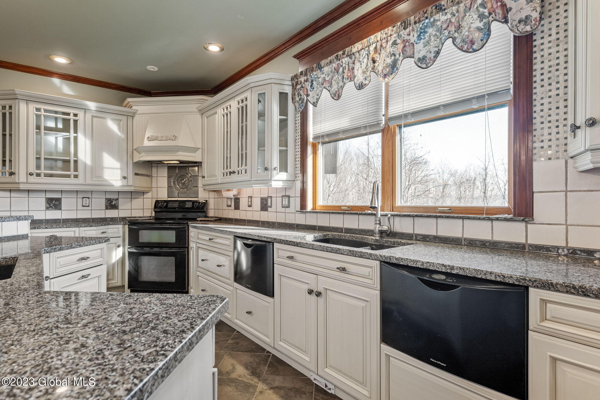 546 Myers Road Howes Cave, NY 12092 - Photo 28 of 85 31-web-or-mls-546MyersRd_31