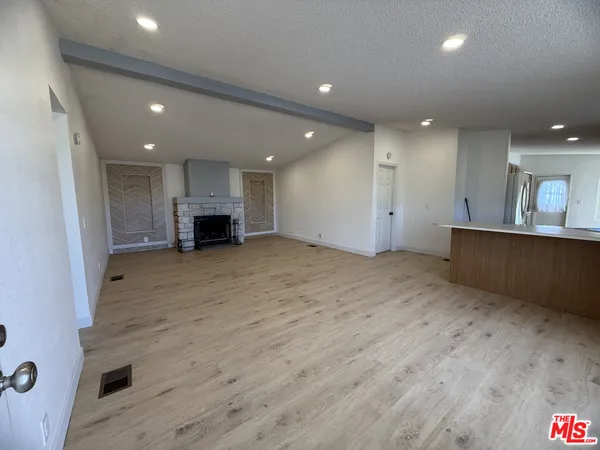 $2,200 | 3150 Stone Avenue, Rosamond, CA 93560