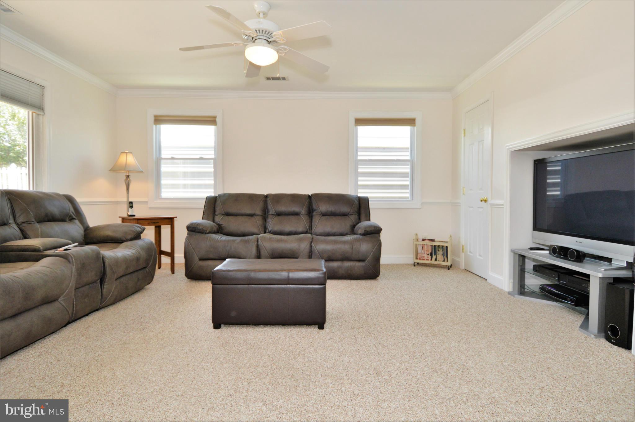 3909 Arcadia Road Alexandria, VA 22312 - Photo 14 of 29 Family Room