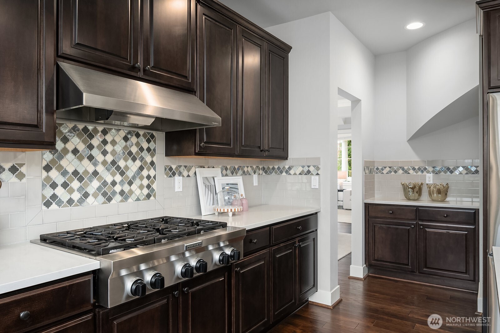 9911 Northeast 158th Street Bothell, WA 98011 - Photo 15 of 40