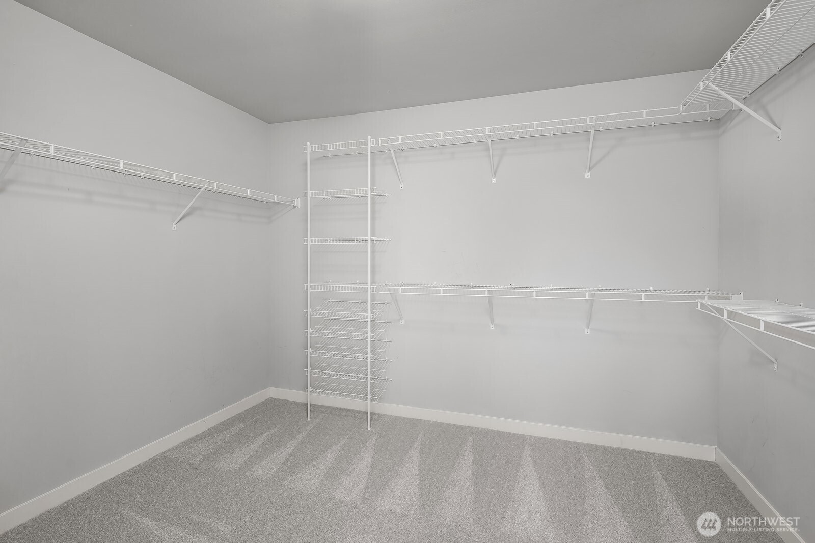 9911 Northeast 158th Street Bothell, WA 98011 - Photo 21 of 40