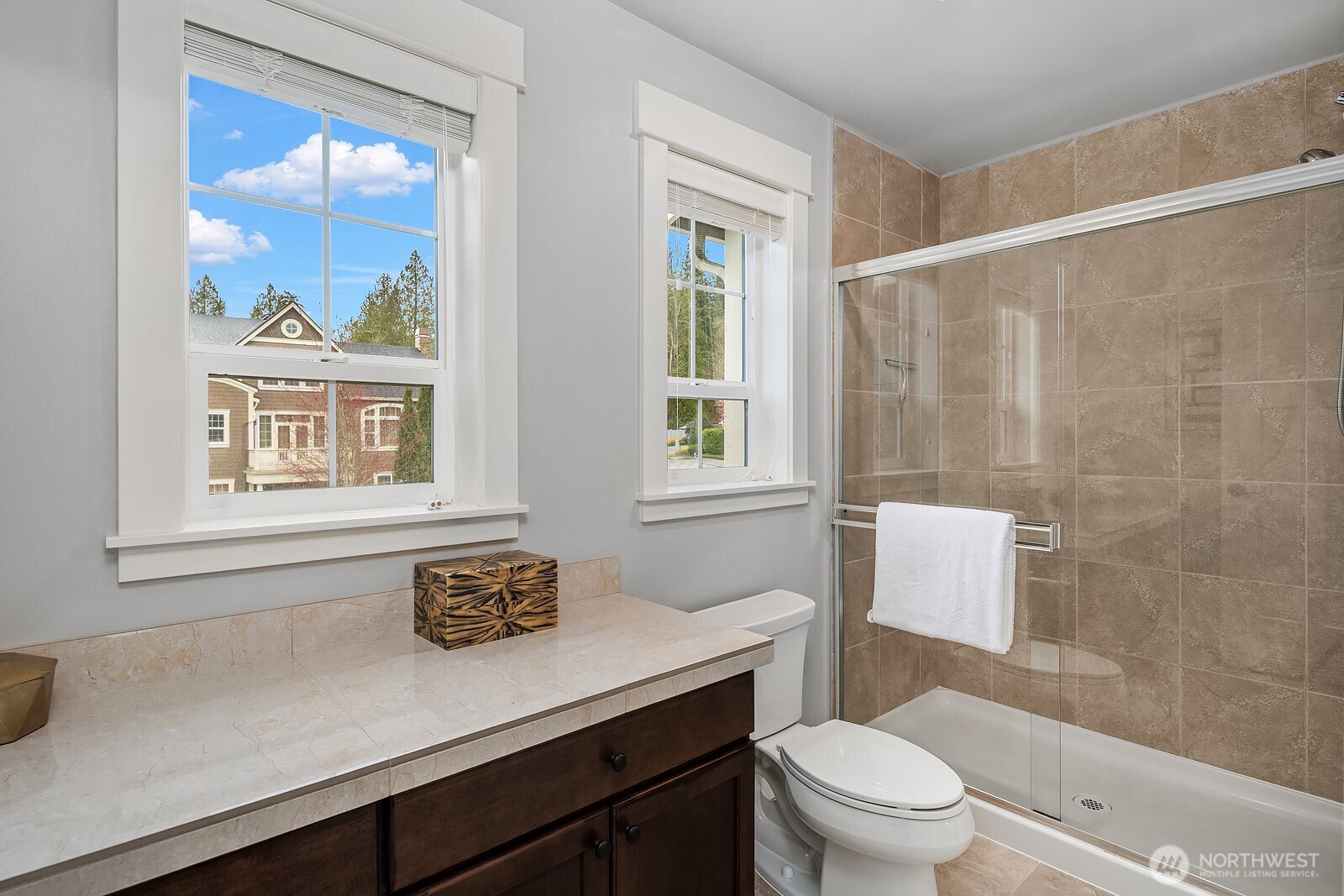 9911 Northeast 158th Street Bothell, WA 98011 - Photo 25 of 40