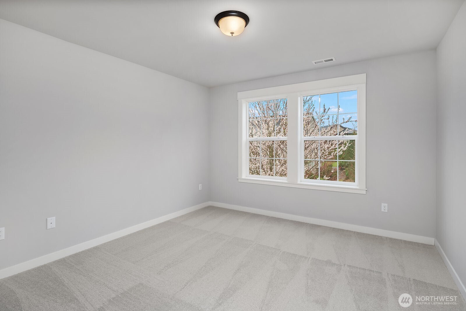 9911 Northeast 158th Street Bothell, WA 98011 - Photo 28 of 40