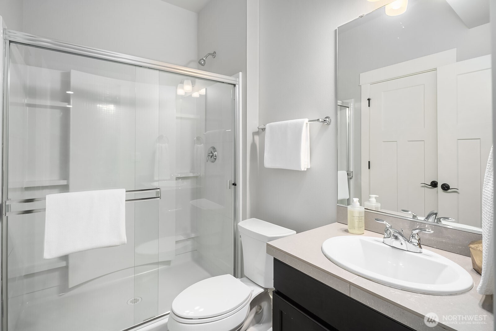 9911 Northeast 158th Street Bothell, WA 98011 - Photo 33 of 40
