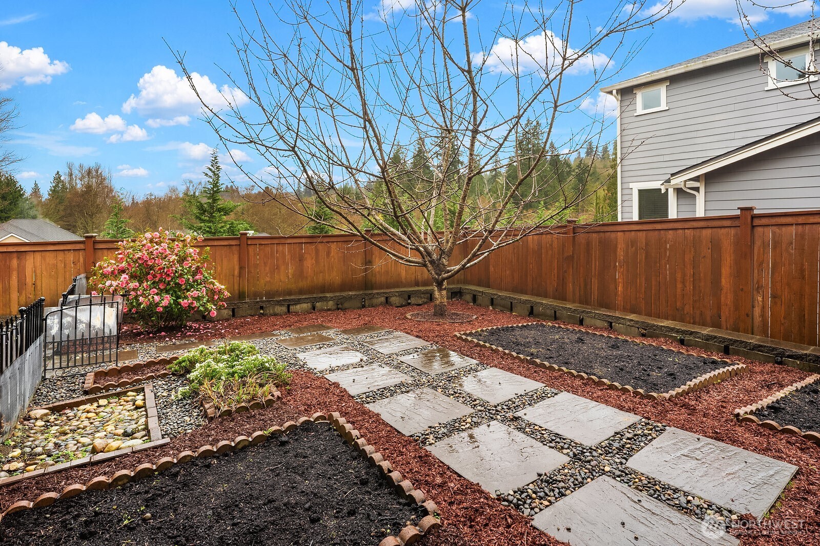9911 Northeast 158th Street Bothell, WA 98011 - Photo 39 of 40