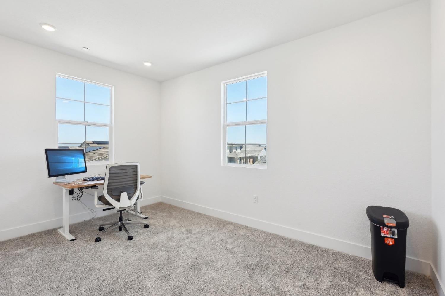 2200 Stagecoach Road Patterson, CA 95363 - Photo 20 of 35 a view of a workspace with furniture