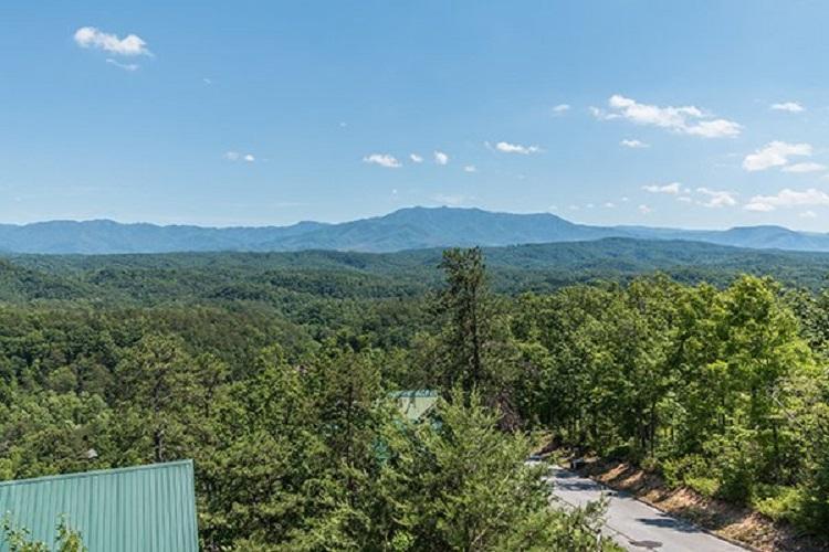 2251 Upper Middle Creek Road, Unit 37 Sevierville, TN 37876 - Photo 27 of 30 on-the-rocks-31-600x400