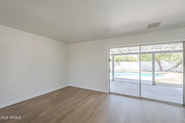 $324,900 | 17848 North 34th Lane, Phoenix, AZ 85053