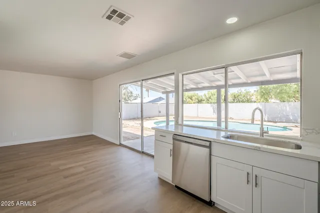 $324,900 | 17848 North 34th Lane, Phoenix, AZ 85053