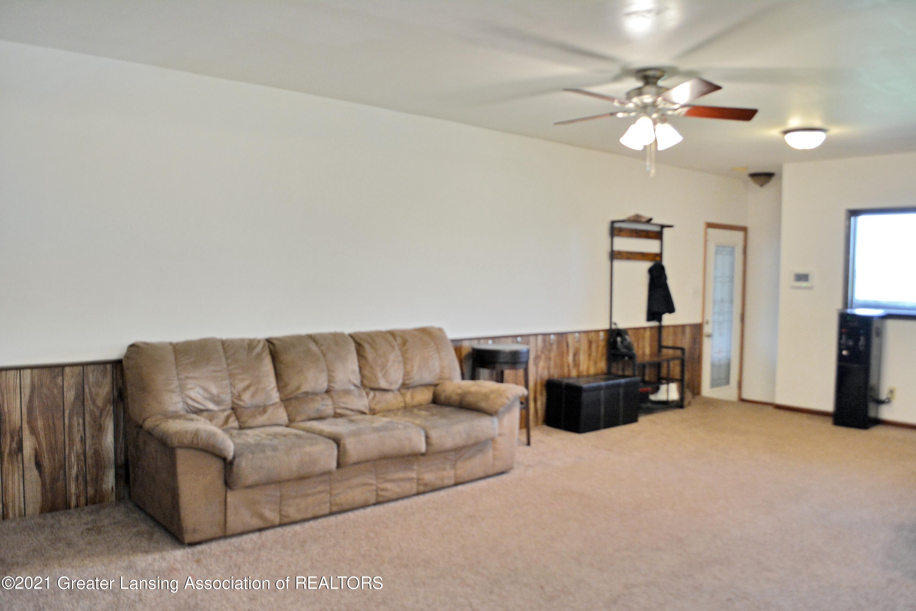 6653 Simpson Road Ovid, MI 48866 - Photo 9 of 41 DSC_0796