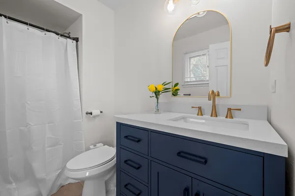 $925,000 | 161 East Stone Avenue, Lake Forest, IL 60045
