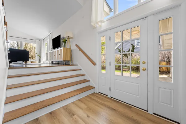 $925,000 | 161 East Stone Avenue, Lake Forest, IL 60045