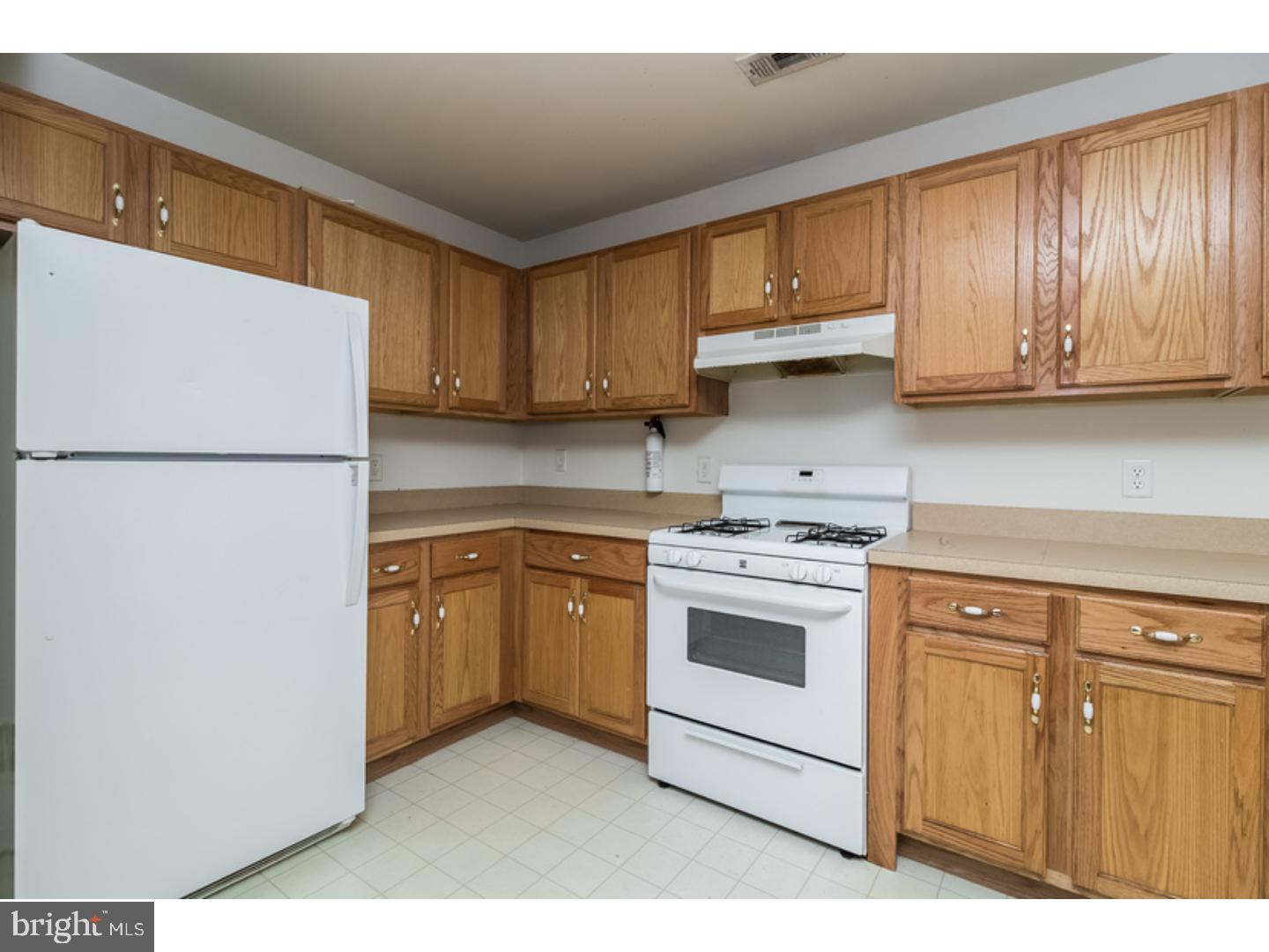 150 Natalie Road Delran, NJ 08075 - Photo 7 of 25