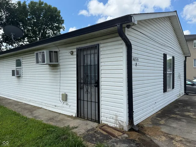 $185,000 | 6259 East 11th Street, Indianapolis, IN 46219