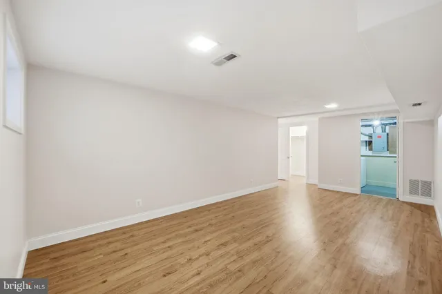 $2,575 | 4431 36th Street South, Unit A1, Arlington, VA 22206