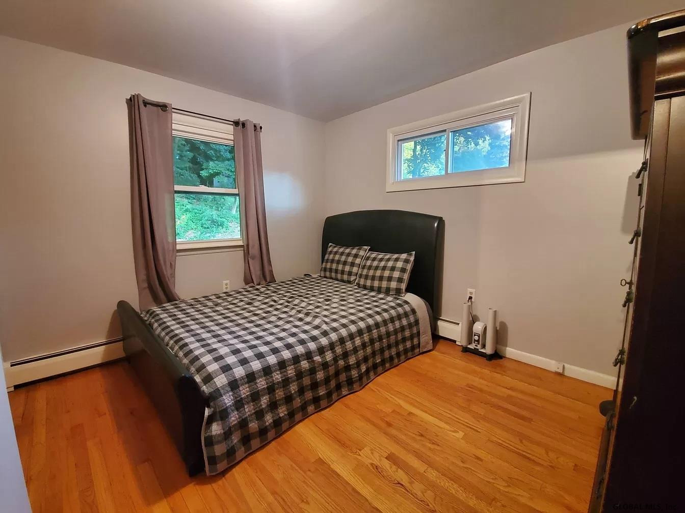 8 Denison Road Colonie, NY 12309 - Photo 33 of 44 Photo 34