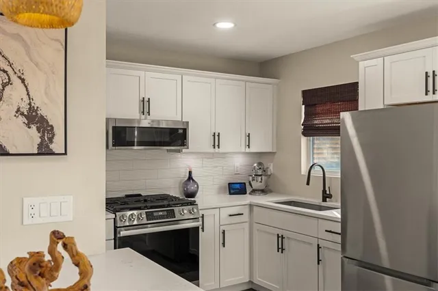 $250,000 | 602 South Cedar Street, Belton, MO 64012