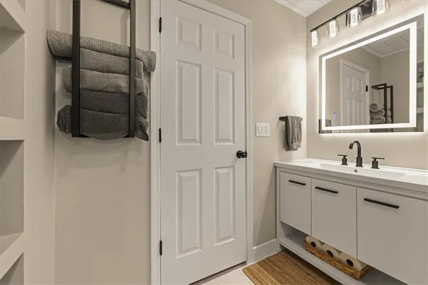 $250,000 | 602 South Cedar Street, Belton, MO 64012